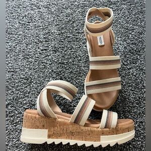Super cute Steve Madden sandals!